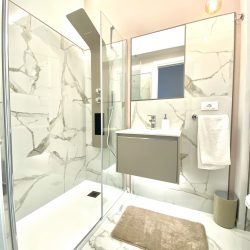 Aurelio Saffi 13, Apartment 4A
