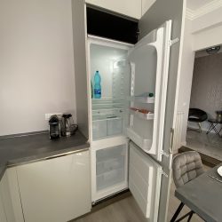 Aurelio Saffi 13 Apartment 4B