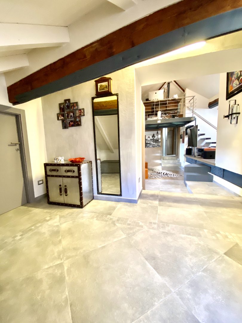 Via Carducci 42, Apartment №5