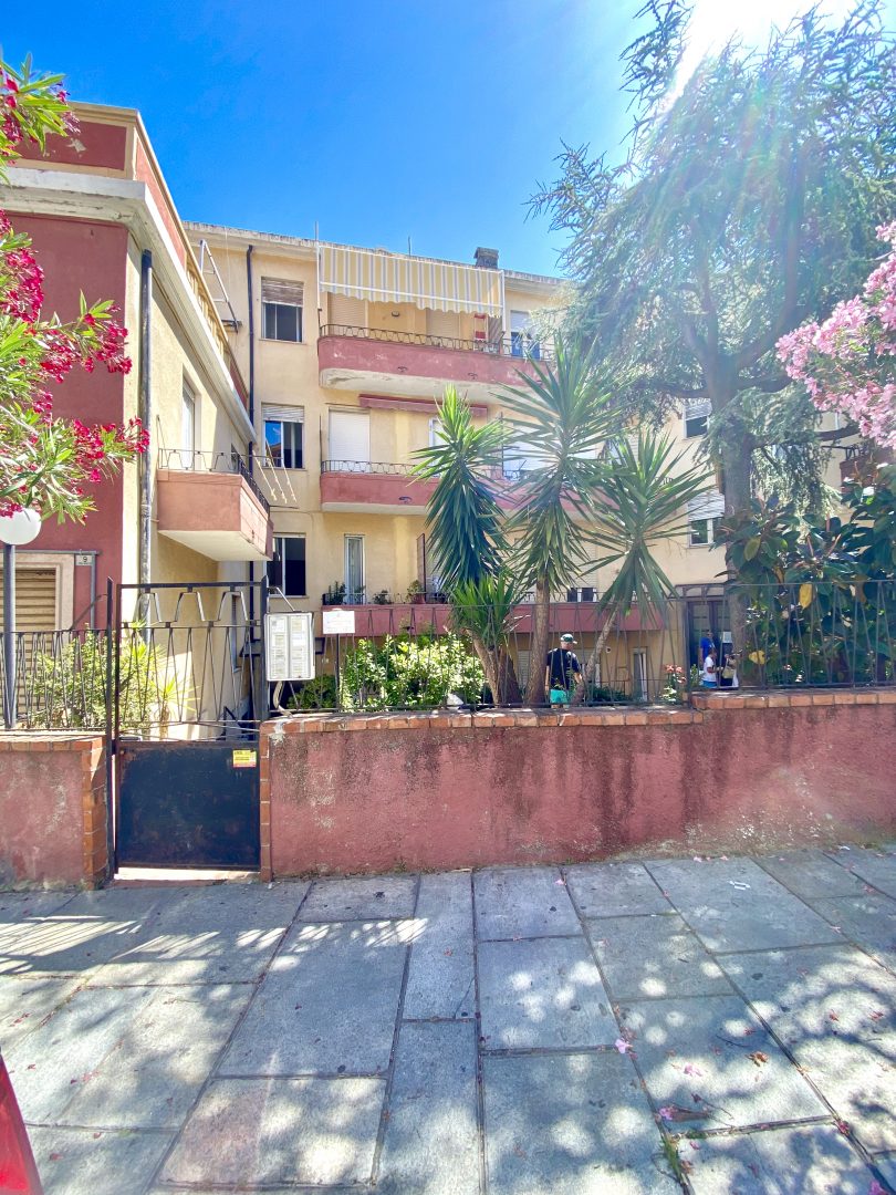 Aurelio Saffi 13, Apartment 4A