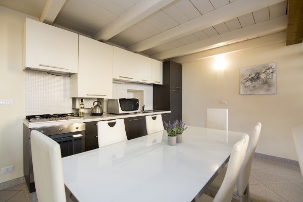 Via Carducci 42, Apartment №3