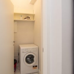 Aurelio Saffi 13, Apartment 4A