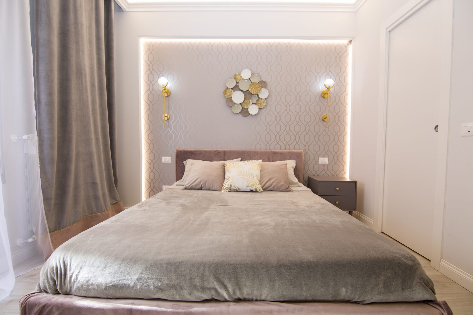 Corso Aurelio Saffi 13, apartment 4B