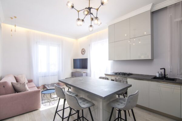 Corso Aurelio Saffi 13, apartment 4B